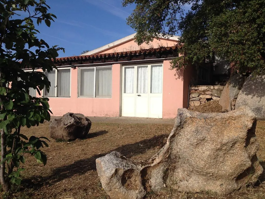 Casa di campagna Agriturismo Monte Pino Telti