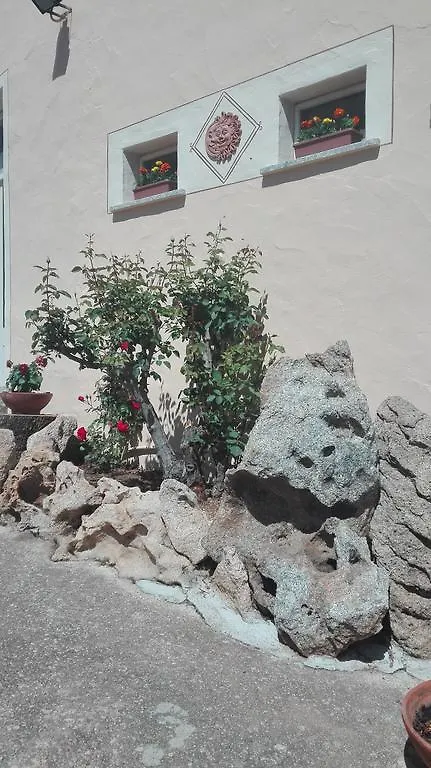 Country house Agriturismo Monte Pino Guest House Telti Italy